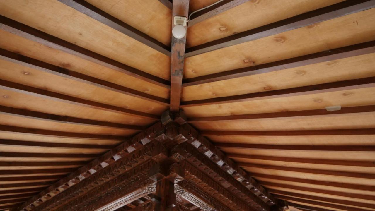 Maison d'hôtes Sanggar Pantcha Indra à Kemuning Extérieur photo